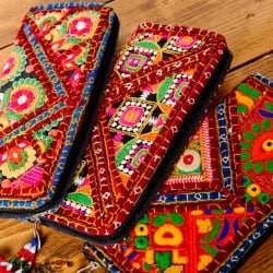 【1点物】カッチ刺繍の長財布 - サブ5