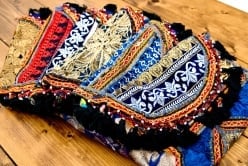 【ブラック系】選べるデザイン！カッチ刺繍のスクエアポシェット - サブ2