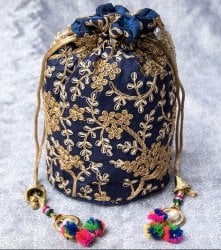 インドのきらきらミニバッグ・サリー等へオススメの巾着 - ネイビーの商品写真