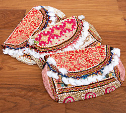 【ホワイト系】選べるデザイン！カッチ刺繍のスクエアポシェット - サブ2