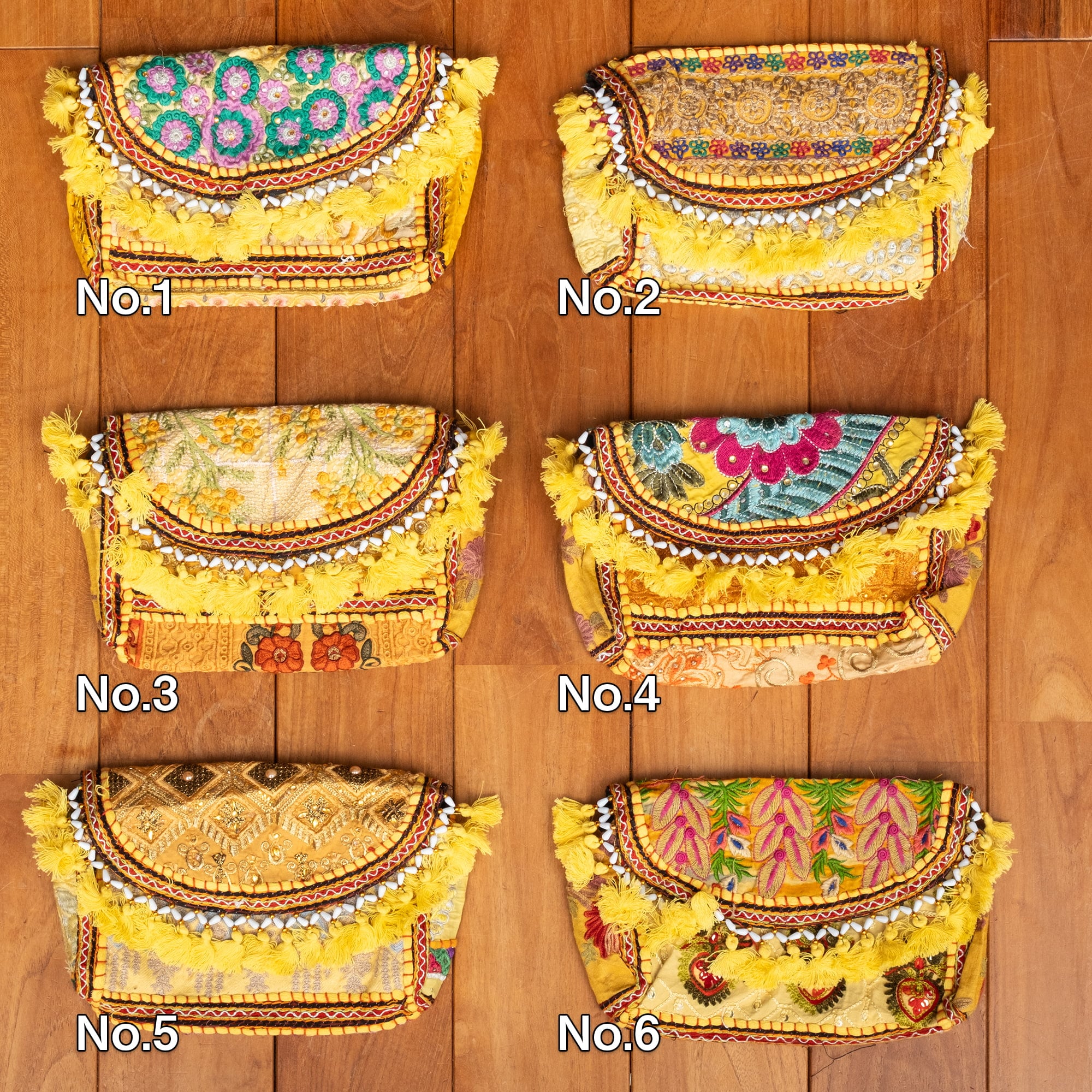 【黄色系】選べるデザイン！カッチ刺繍のスクエアポシェット1枚目の下部説明写真です