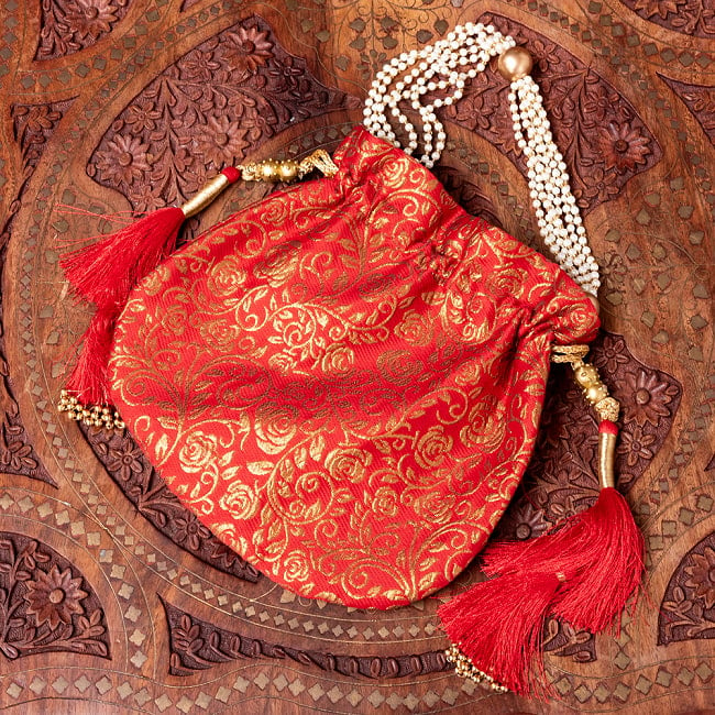 ボタニカル柄の伝統ポトリバッグ　巾着　バッグ　華やかでかわいい　インドの伝統的なバッグ 5 - 全体写真です