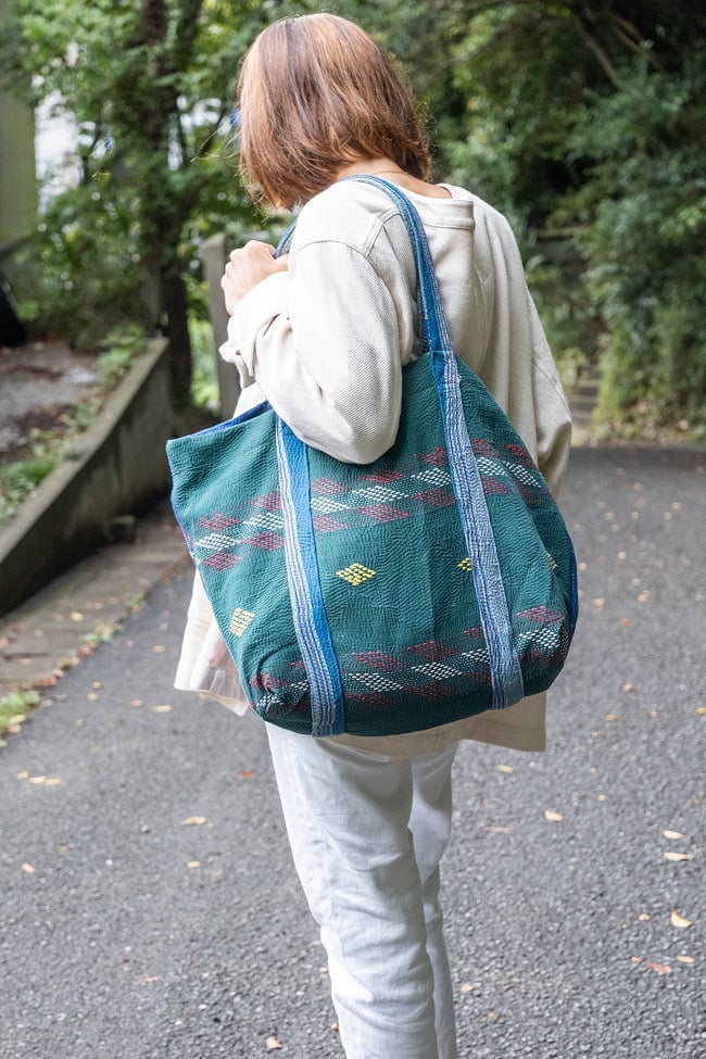 世界にひとつ ビンテージカンタのトートバッグ 5 - シンプルな服にもぴったり!