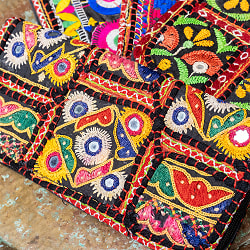 【1点物】カッチ刺繍の長財布〔ベース　黒・ダーク系〕 - サブ2