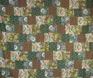 〔インドのパッチワーク〕ラリーキルトの大判マルチクロス〔約280cm×約230cm〕の商品写真