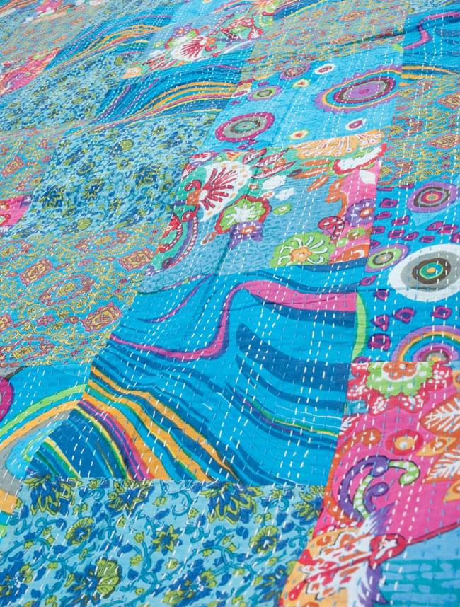 〔インドのパッチワーク〕ラリーキルトの大判マルチクロス〔約230cm×約150cm〕 2 - とても美しいパッチワークですよ