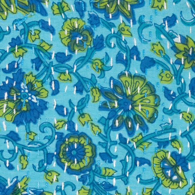 〔インドのパッチワーク〕ラリーキルトの大判マルチクロス〔約230cm×約150cm〕 3 - 生地の拡大写真になります。丁寧に作られております。