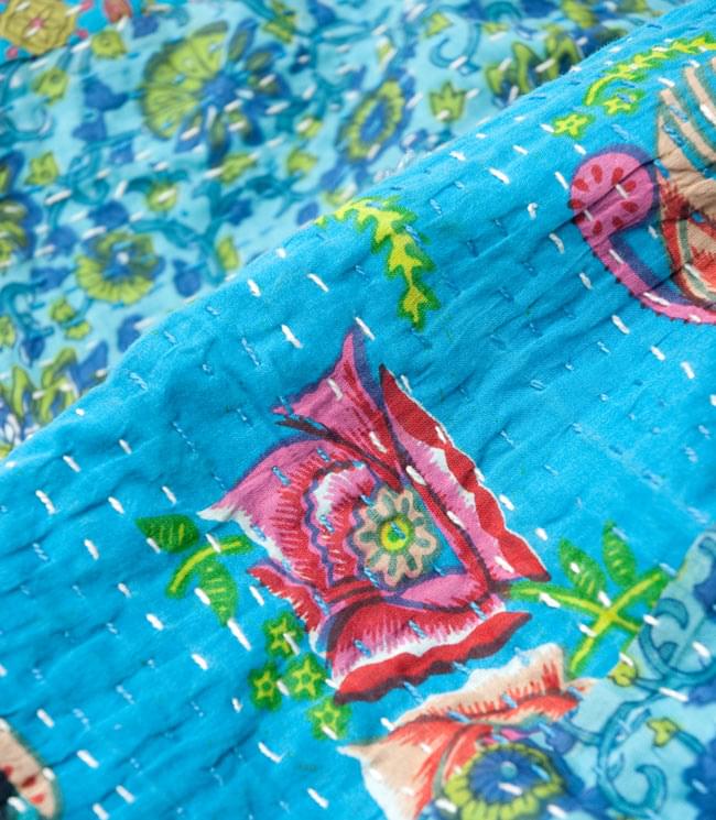 〔インドのパッチワーク〕ラリーキルトの大判マルチクロス〔約230cm×約150cm〕 4 - 別の部分の拡大写真です。