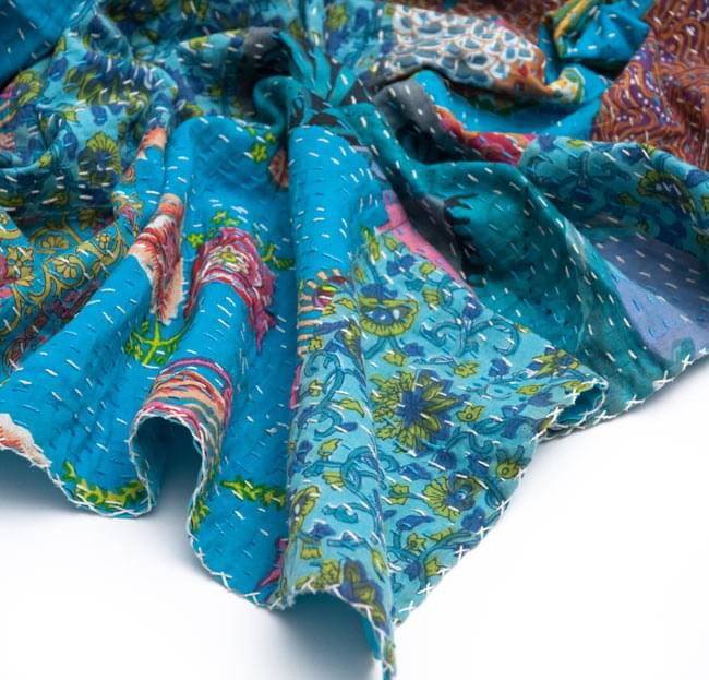 〔インドのパッチワーク〕ラリーキルトの大判マルチクロス〔約230cm×約150cm〕 5 - 縁の部分の写真です。