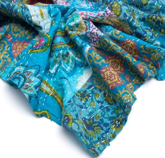 〔インドのパッチワーク〕ラリーキルトの大判マルチクロス〔約230cm×約150cm〕 5 - 縁の部分の写真です。