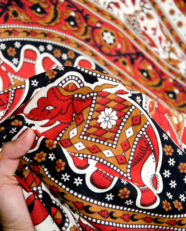 マルチクロス - 円形 象【約210cm×約130cm】 5 - 生地の拡大写真です。質感、雰囲気のある生地です。