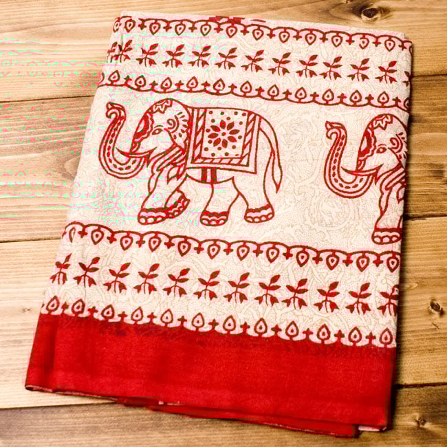 マルチクロス - 象【約200cm×約130cm】 8 - 【選択B】をたたんだ状態の写真です