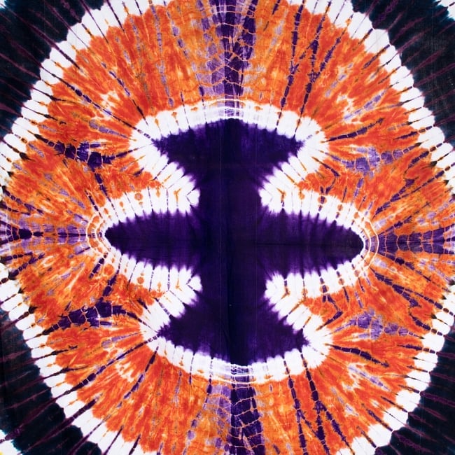 マルチクロス　カラフルタイダイ　オレンジ×黄×紫系〔218cm×134cm〕 2 - 中心部分の拡大写真です。とても迫力があるデザインです。