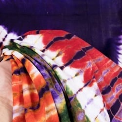 マルチクロス　カラフルタイダイ　赤×緑×オレンジ×紫系〔218cm×134cm〕 - サブ5