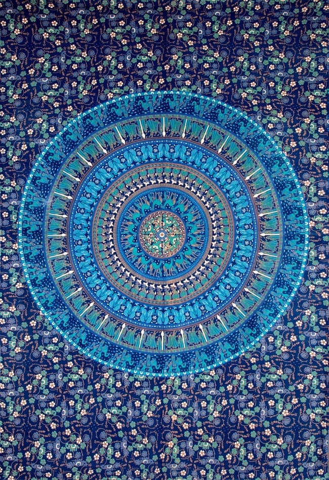 マルチクロス 円形 象と更紗模様〔200cm×134cm〕の写真