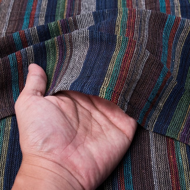 〔225cm×150cm〕柔らか手触りのイタワ織りマルチクロス - グレー×ネイビー 4 - 柔らかい手触りながらも強度を感じる厚みです。