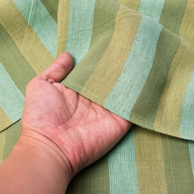 〔225cm×150cm〕柔らか手触りのイタワ織りマルチクロス - グリーン 4 - 柔らかい手触りながらも強度を感じる厚みです。