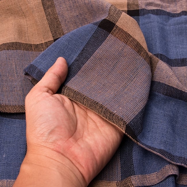 〔225cm×150cm〕柔らか手触りのイタワ織りマルチクロス - ブラウン×ブルー 4 - 柔らかい手触りながらも強度を感じる厚みです。