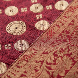 〔約105cm×105cm〕インドの金糸入りテーブルカバー -レッド×サークル - サブ4