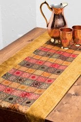 〔約175cm×45cm〕インドの金糸入りテーブルランナー -　ゴールド×マルチカラー(ID-BDCB-1427)