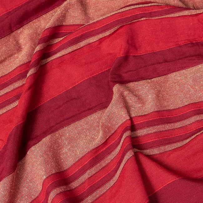 〔260cm×215cm〕カディコットン風マルチクロス - ストライプ柄 赤×えんじ系 3 - インド現地でつくられています。どこか素朴さを感じる素敵な生地です。
