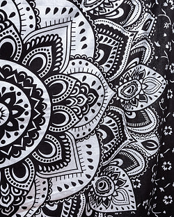 〔各色あり〕マルチクロス　ラメ入りマンダラ〔134cm×200〕大きな布 - サブ5