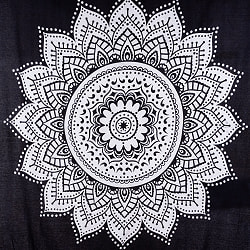 マルチクロス - モノトーン　フラワーマンダラ〔127cm×210〕大きな布 - サブ4