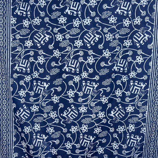 マルチクロス - ろうけつ染め風 象と更紗模様〔141cm×213〕大きな布 4 - 拡大写真です