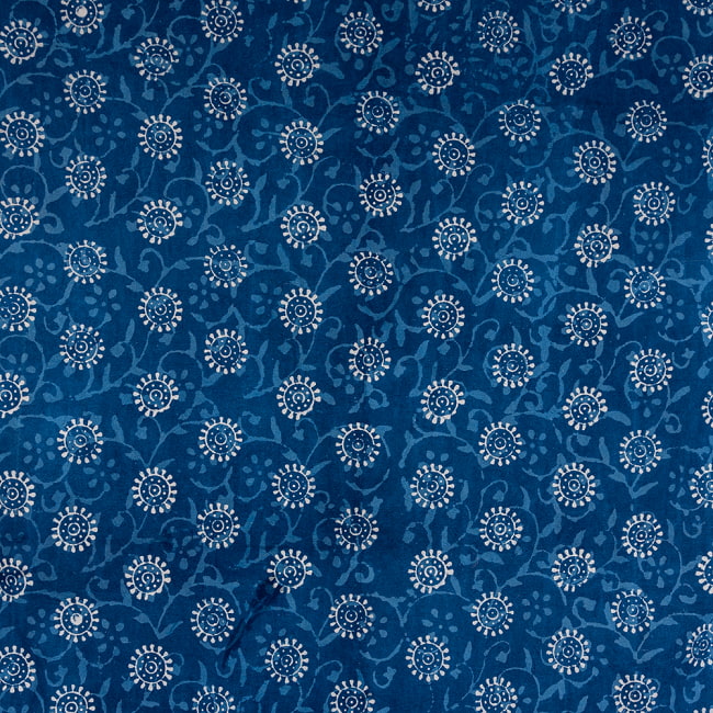 マルチクロス - 藍染め　更紗模様〔147cm×225〕大きな布 4 - 拡大写真です