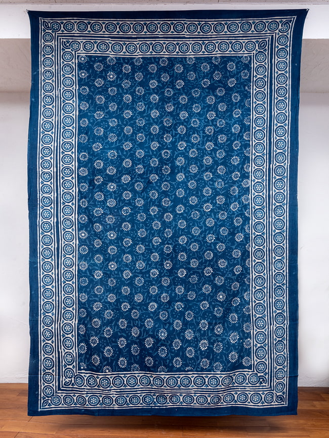 マルチクロス - 藍染め 更紗模様〔147cm×225〕大きな布の写真