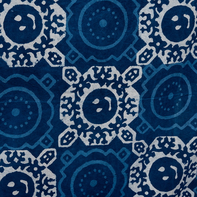 〔各模様あり〕マルチクロス - 藍染め〔217cm×262〕大きな布 6 - 雰囲気のある生地です