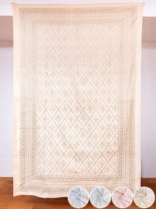 〔各色あり〕マルチクロス　淡く優しいパステルカラー　ゴールドラメ　花模様〔215cm×144cm〕大きな布