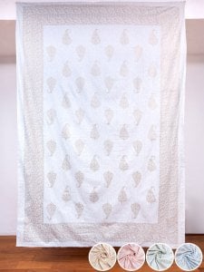 〔各色あり〕マルチクロス　淡く優しいパステルカラー　ゴールドラメ　葉模様〔214cm×144cm〕大きな布