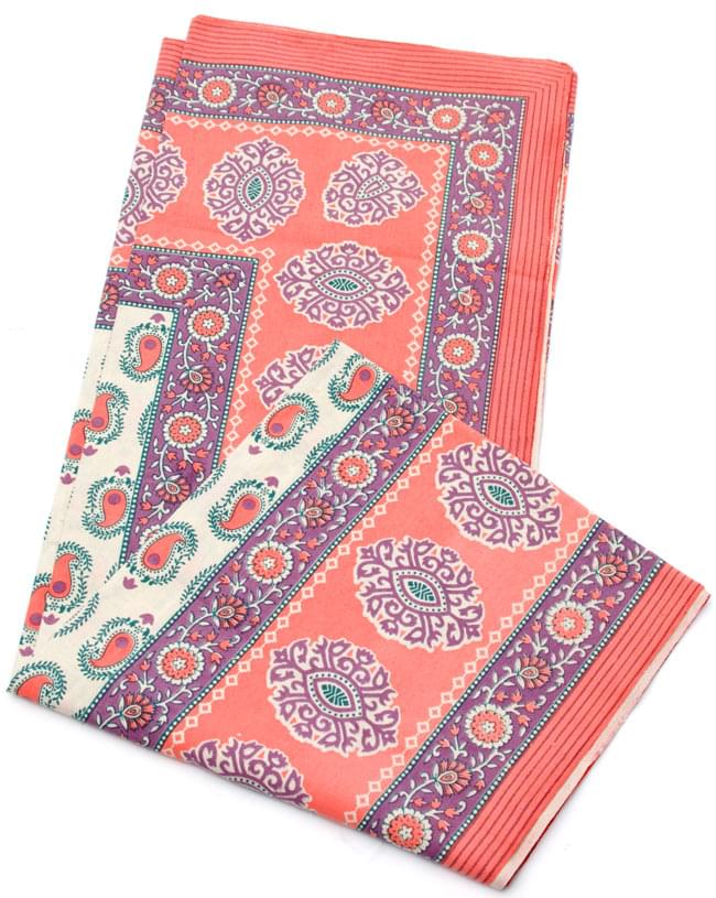 インド綿のマルチクロス - ペイズリー(サーモンピンク)【240cm×150cm】の写真