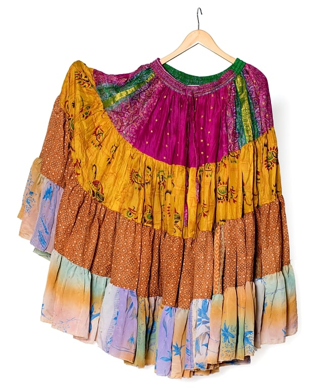 25ヤード アンティークサリーのジプシーパッチワークスカート4段【90cm】の写真ベリーダンス 衣装,ベリーダンス スカート,トライバル,ジプシー,レッスンウェア,群舞,サリー,ボヘミアン ファッション,ボホ