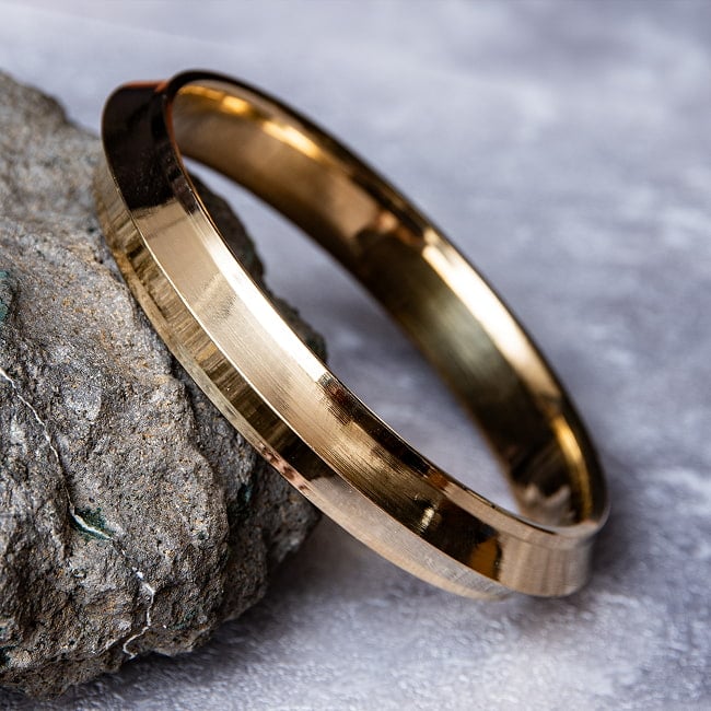 インドの真鍮製バングル ブラスカダ - Brass Kada シンプル 4 - 風合いのあるバングルです。