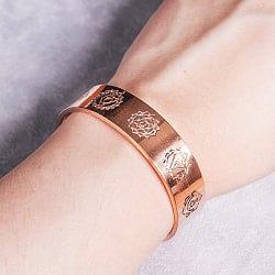 【自由に選べる3個セット】インドの純銅製バングル  アーユルヴェーダやプージャで親しまれる銅　ユニセックスデザイン　カッパーバングル - サブ4