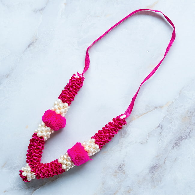 インドの花飾り【マーラー】小 2 - 全体像です