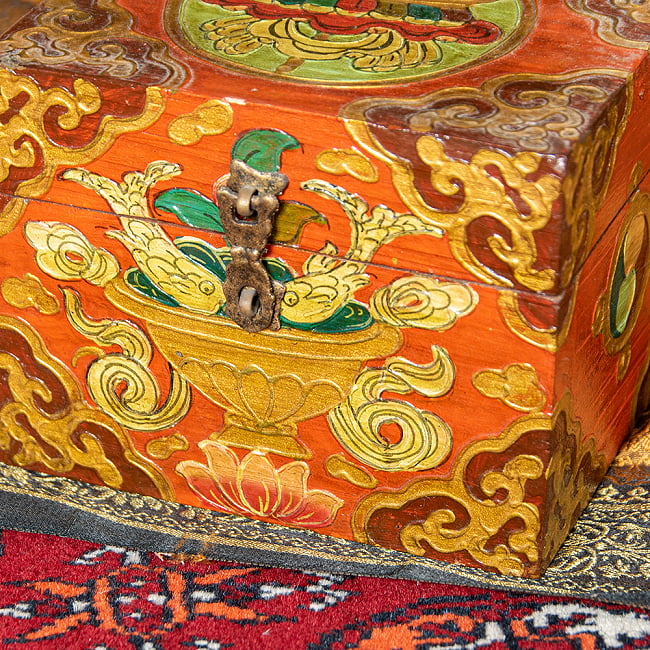 〔一点物〕チベットの伝統小物入れ　美しい色彩と吉祥文様 2 - 亡命チベット人の職人さんが手作りしています