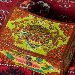 〔一点物〕チベットの伝統小物入れ　美しい色彩と吉祥文様　凹型 - サブ2