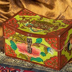 〔一点物〕チベットの伝統小物入れ　美しい色彩と吉祥文様　凹型 - サブ3