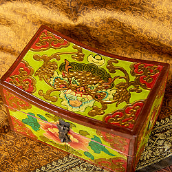 〔一点物〕チベットの伝統小物入れ　美しい色彩と吉祥文様　凹型 - サブ2