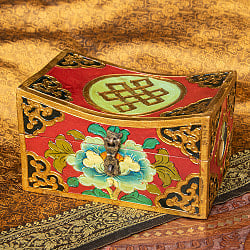 〔一点物〕チベットの伝統小物入れ　美しい色彩と吉祥文様　凹型