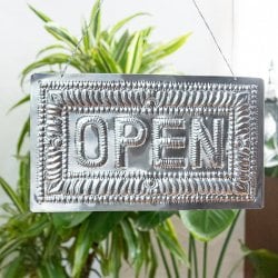 バリのアルミ細工ウェルカムボード OPEN＆CLOSE 31 x 18.5cm(ID-CFLSP-469)