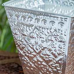 バリの飾りつきマルチバスケット 手打ち細工が美しい スクエア 高さ：14cm 幅：16cm - サブ2