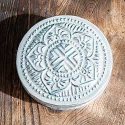 バリの飾りつきラウンドボックス 手打ち細工が美しい 直径：約15cm - サブ2