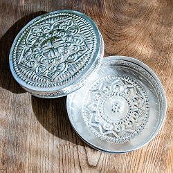 バリの飾りつきラウンドボックス 手打ち細工が美しい 直径：約17.5cm - サブ4