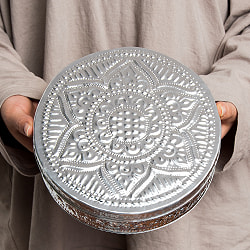 バリの飾りつきラウンドボックス 手打ち細工が美しい 直径：約20cm - サブ5