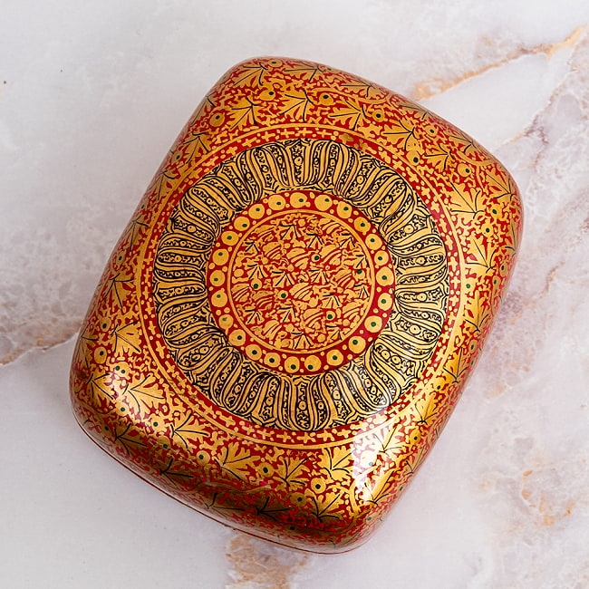 【超高精細・一点もの】カシミールのペーパーマッシュ 長方形小物入れ 約9cm x 約7cm 2 - 上部から見てみました。