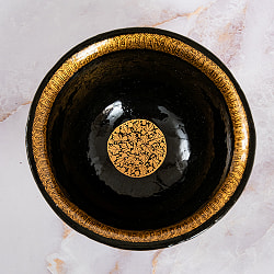 【超高精細・一点もの】カシミールのペーパーマッシュ 黒地に金唐草 椀型小物入れ 約11.5cm x 約11.5cm - サブ4